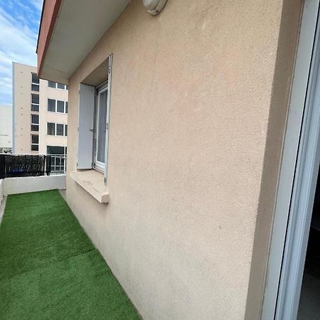 Magnifique Appartement Au Bord De L'Eau Valras-Plage Exterior photo