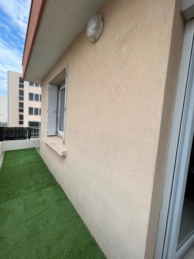Magnifique Appartement Au Bord De L'Eau Valras-Plage Exterior photo